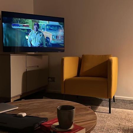 Revamped Holywood Town Centre House Appartement Buitenkant foto